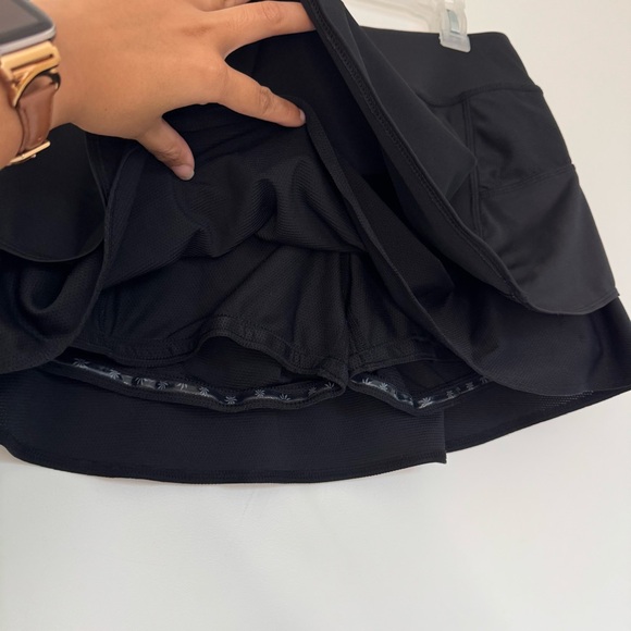 Athleta Medium Black Sportswear Skirt Skort with Biker shorts Pockets Athletic - Picture 4 of 10